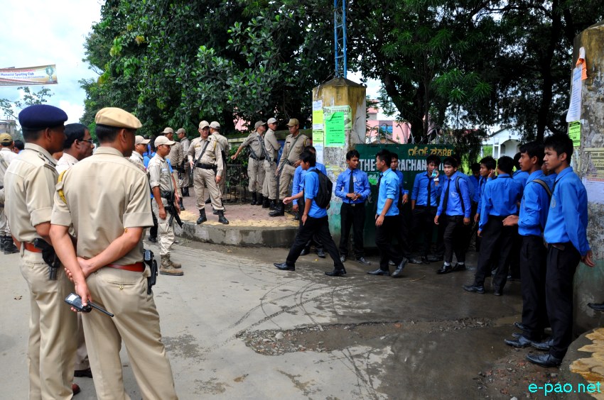 HRD / MEM Hr Sec Students sit-in-protest demanding Inner Line Permit System :: 29 June 2013