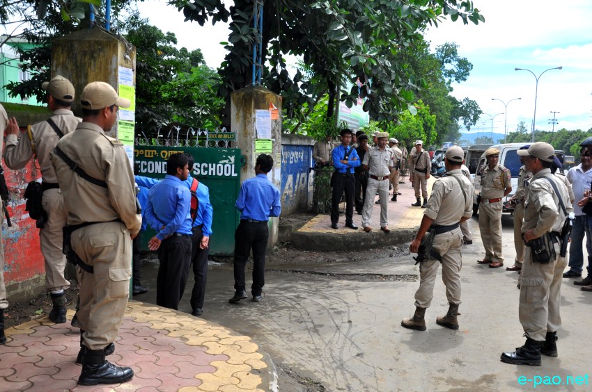 HRD / MEM Hr Sec Students sit-in-protest demanding Inner Line Permit System :: 29 June 2013