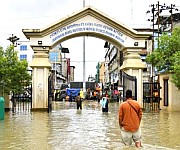 Extensive flooding at JNIMS Hospital in Imphal East on 01st June 2025 #1 :: Gallery