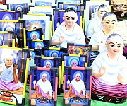  Emoinu Festival Shopping  at Khwairamband Ema Keithel  on 31st December 2025 #1 :: Gallery 