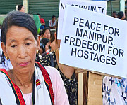  Women sit-in protest at Kanglatongbi on abduction of civilians on May 14 2026 :: Gallery 